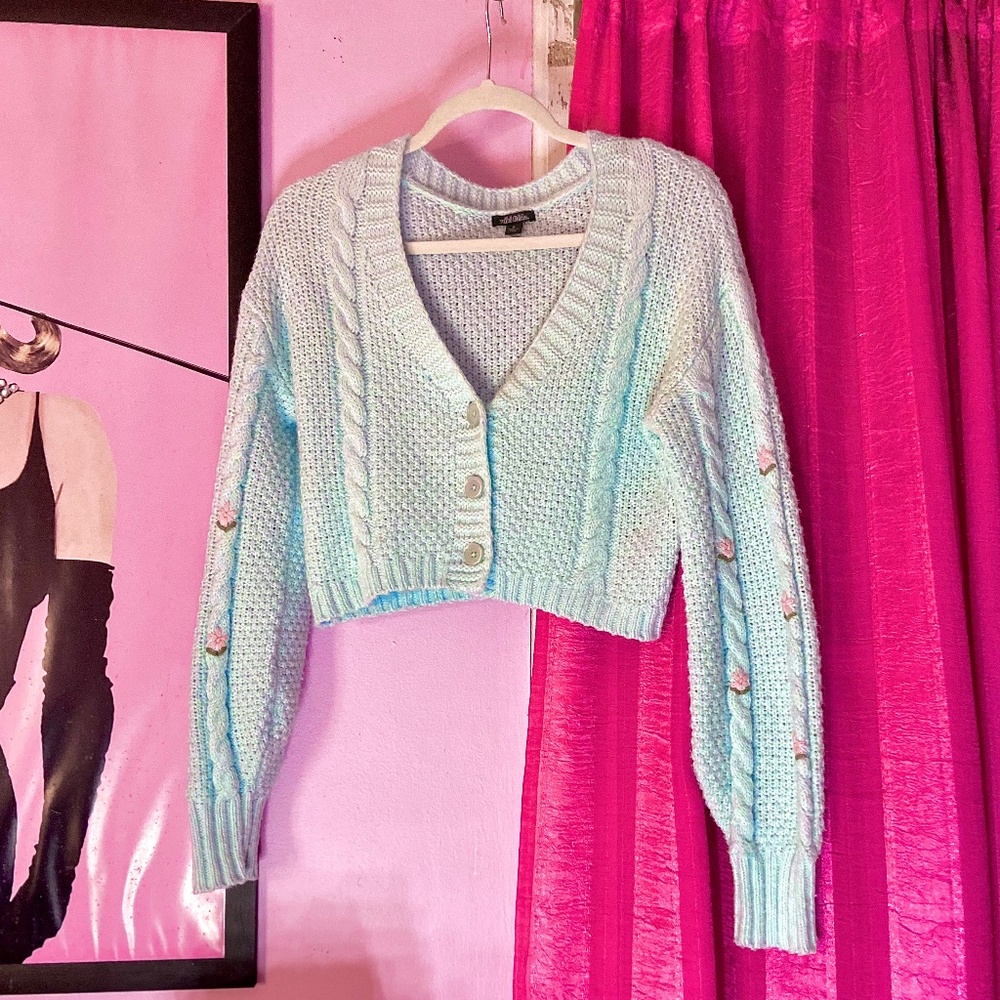 Wild Fable Embroidered Knit Rose Sleeve Coquette Cropped Cardigan Women Medium